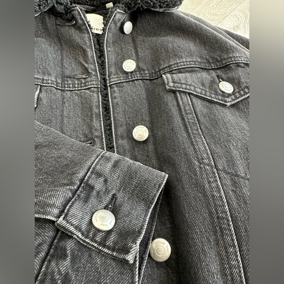 Wilfred Sherpa Lined Denim Jacket - Picture 9 of 11